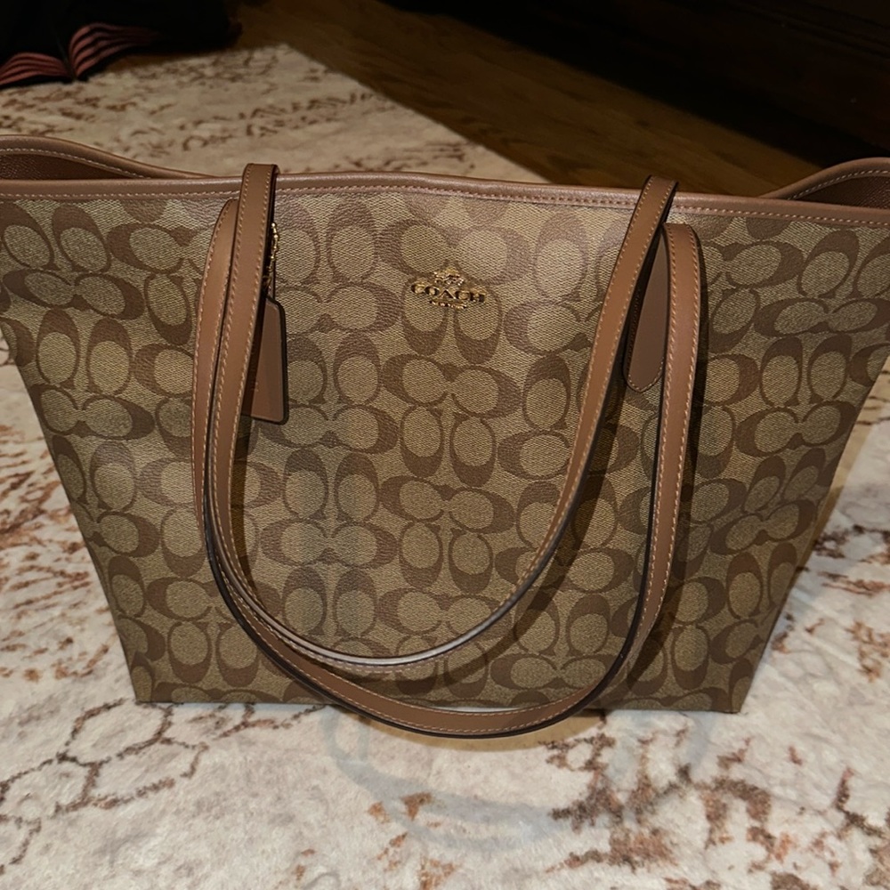 Coach tote